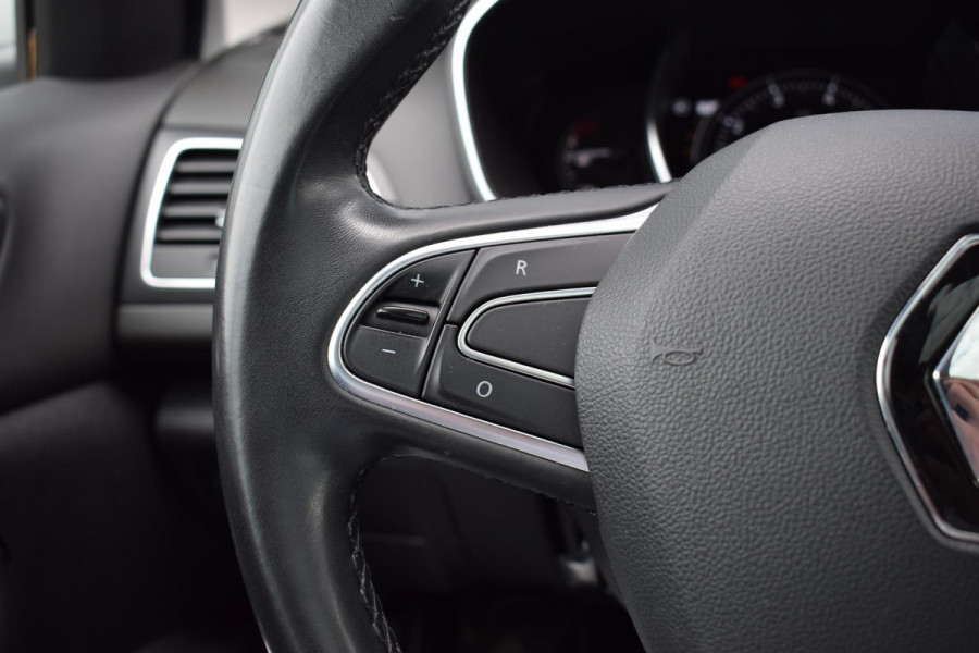 Renault Mégane Estate 1.3 TCe Bose | Cruise | Bose | Carplay | Pano |