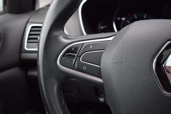 Renault Mégane Estate 1.3 TCe Bose | Cruise | Bose | Carplay | Pano |