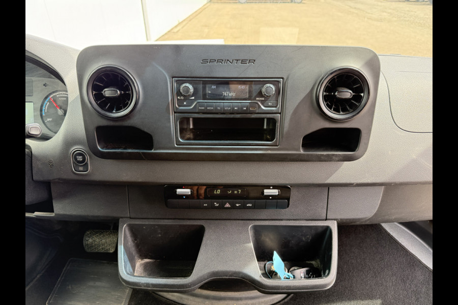 Mercedes-Benz eSprinter eSprinter L2H2 55 kWh L2H2 Elektrisch 168km WLTP 94% (SOH) Snelladen Laadkabel Climate Control Stoelverwarming