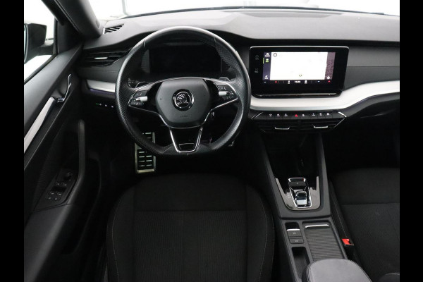 Škoda Octavia 1.0 e-TSI Sport | Trekhaak | Carplay | Sfeerverlichting | Navigatie | Parkeerhulp | Climate control | Sportstoelen | Cruise control | 17'' | Bluetooth | Keyless start