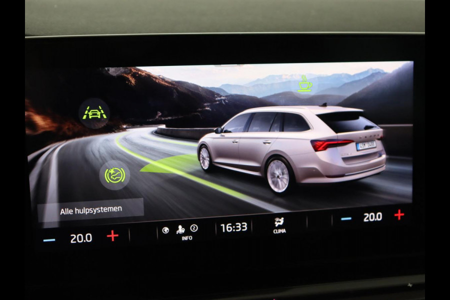 Škoda Octavia 1.0 e-TSI Sport | Trekhaak | Carplay | Sfeerverlichting | Navigatie | Parkeerhulp | Climate control | Sportstoelen | Cruise control | 17'' | Bluetooth | Keyless start
