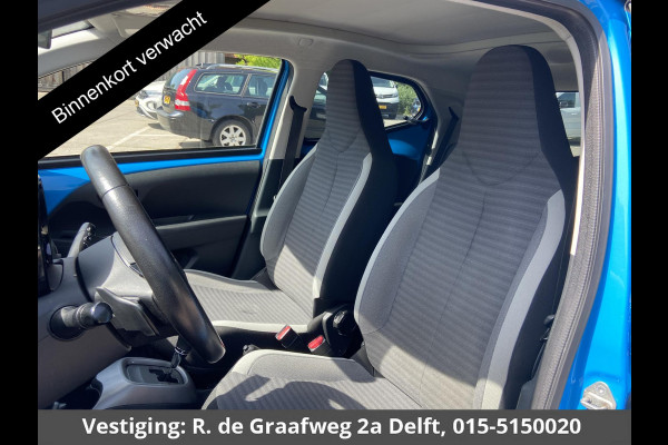 Toyota Aygo 1.0 VVT-i X-Play Cabrio Bi-Tone Automaat | Airco | Camera |