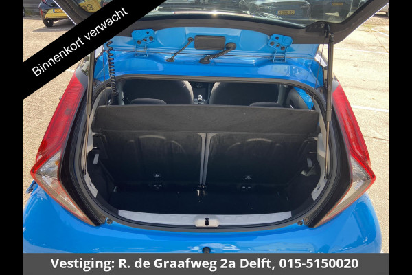Toyota Aygo 1.0 VVT-i X-Play Cabrio Bi-Tone Automaat | Airco | Camera |