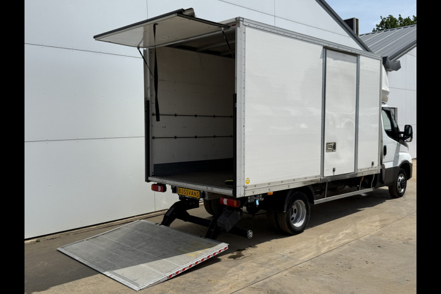 Iveco Daily 35C16 3.0 Laadklep Zijdeur Climate control Cruise control Bakwagen Meubelbak Koffer