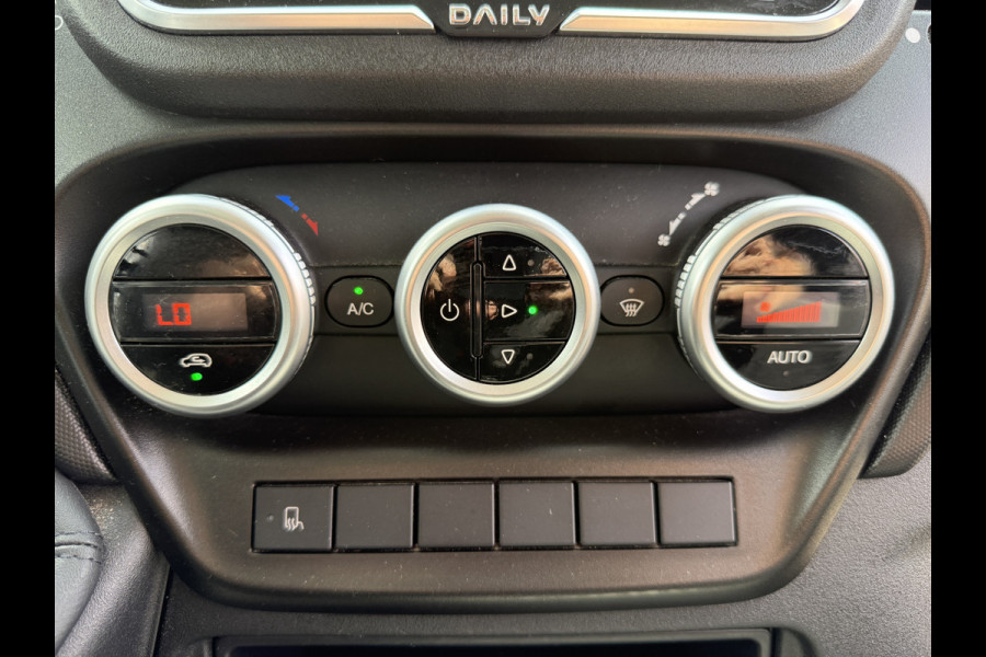 Iveco Daily 35C16 3.0 Laadklep Zijdeur Climate control Cruise control Bakwagen Meubelbak Koffer