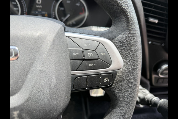 Iveco Daily 35C16 3.0 Laadklep Zijdeur Climate control Cruise control Bakwagen Meubelbak Koffer