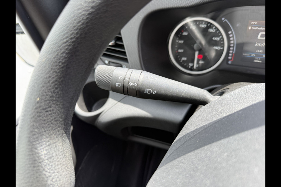 Iveco Daily 35C16 3.0 Laadklep Zijdeur Climate control Cruise control Bakwagen Meubelbak Koffer