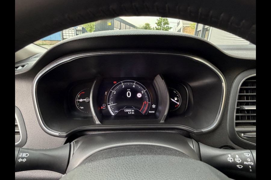 Renault Mégane Estate 1.3 TCe Limited - I Navigatie I Airco I Sport velgen I Achteruitrij Camera I LED/PDC I Dealer onderhouden