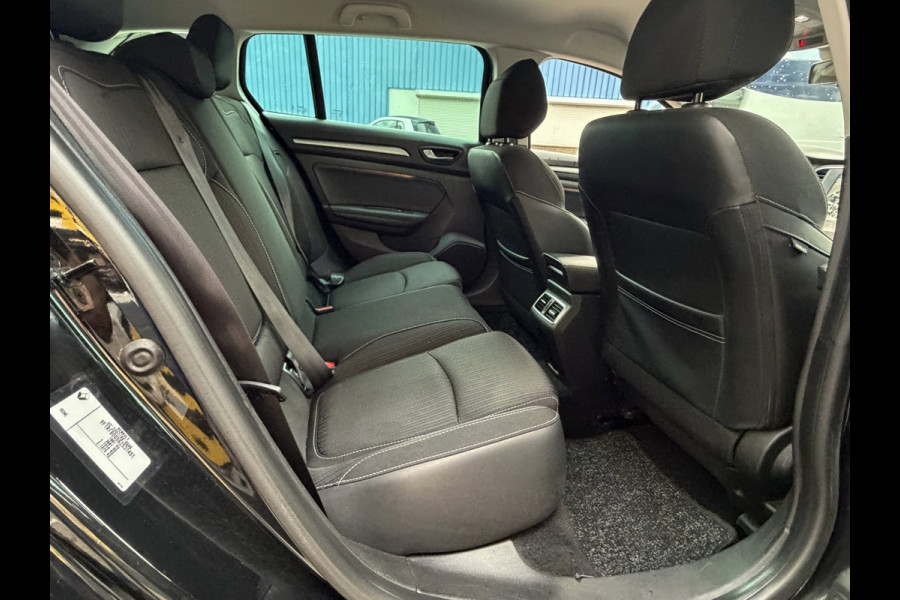 Renault Mégane Estate 1.3 TCe Limited - I Navigatie I Airco I Sport velgen I Achteruitrij Camera I LED/PDC I Dealer onderhouden