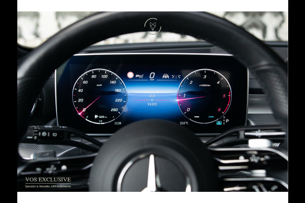 Mercedes-Benz C-Klasse Estate 300 d AMG Night|ACC|Keyless|360°|Stoelkoeling|Pano|Standkachel|Sfeerverlichting|19"|LED|Trekhaak