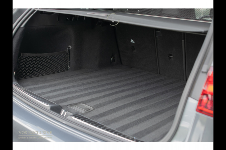 Mercedes-Benz C-Klasse Estate 300 d AMG Night|ACC|Keyless|360°|Stoelkoeling|Pano|Standkachel|Sfeerverlichting|19"|LED|Trekhaak