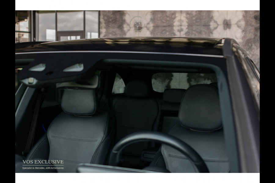 Mercedes-Benz C-Klasse Estate 300 d AMG Night|ACC|Keyless|360°|Stoelkoeling|Pano|Standkachel|Sfeerverlichting|19"|LED|Trekhaak