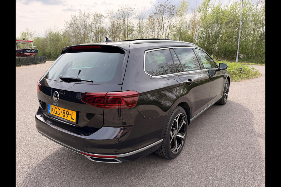 Volkswagen Passat Variant 1.4 TSI PHEV GTE PANO/DAK VIRTUAL COCKPIT LEER NAVI CAMERA IQ-MATRIX ELECTR-TREKHAAK