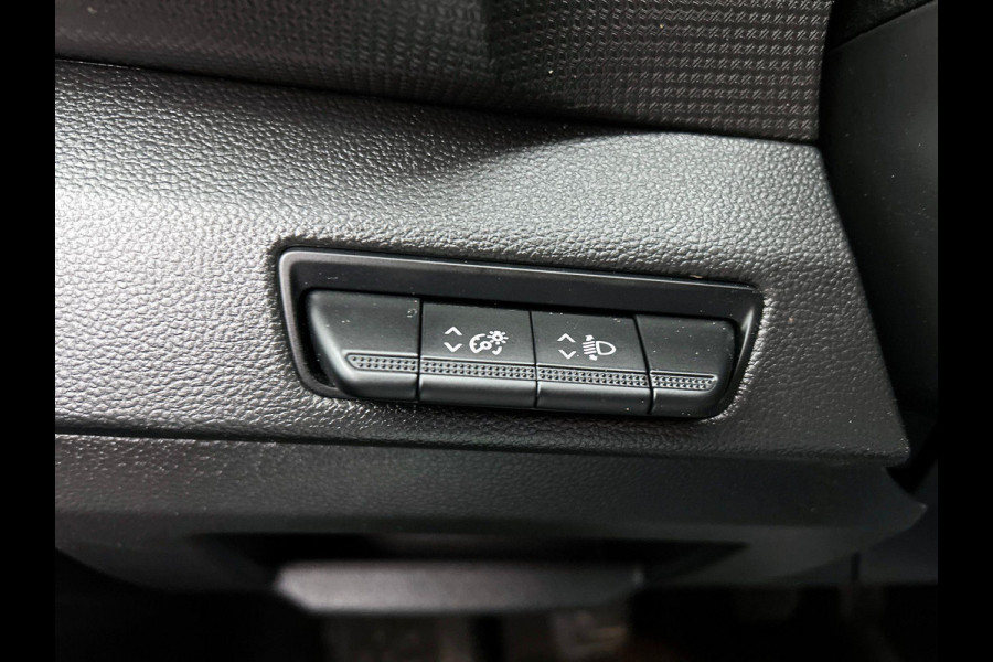 Renault Trafic 2.0 Blue dCi 150PK T30 L2H1 Advance Airco Bluetooth Camera Cruise PDC Trekhaak