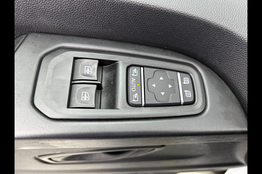 Renault Trafic 2.0 Blue dCi 150PK T30 L2H1 Advance Airco Bluetooth Camera Cruise PDC Trekhaak