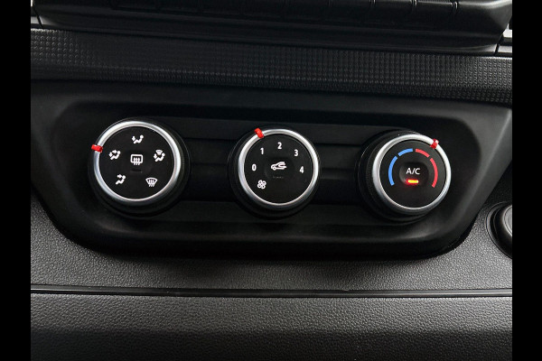 Renault Trafic 2.0 Blue dCi 150PK T30 L2H1 Advance Airco Bluetooth Camera Cruise PDC Trekhaak