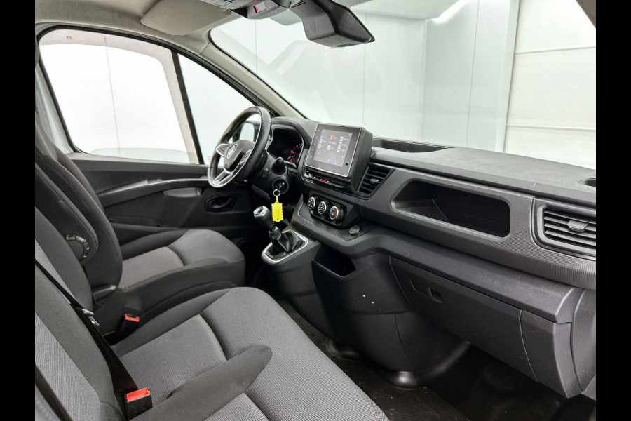 Renault Trafic 2.0 Blue dCi 150PK T30 L2H1 Advance Airco Bluetooth Camera Cruise PDC Trekhaak