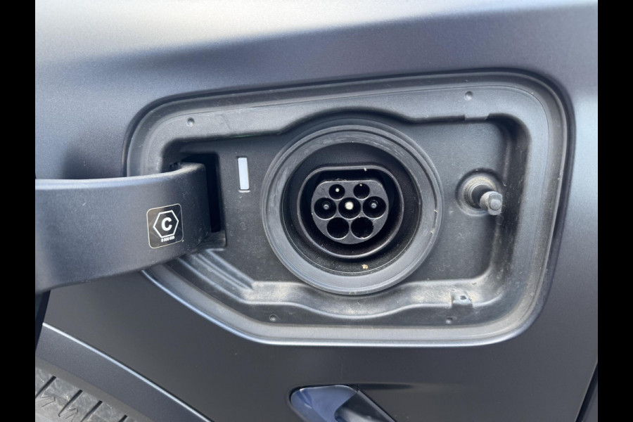 BMW X3 xDrive30e HIGH EXECUTIVE M SPORT | M-TECHNIC SPORTSTOELEN + MEMORY + LEER | ELEKTR. TREKHAAK | 360 CAMERA | HEAD-UP DISPLAY | 20 INCH | AMBI LIGHT | AERODYNAMICA-PAKKET | STOEL- + STUURVERWARMING | DEALER ONDERHOUDEN | RIJKLAAR |