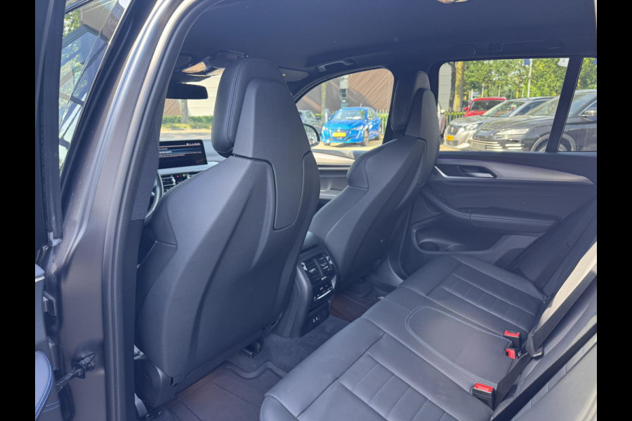 BMW X3 xDrive30e HIGH EXECUTIVE M SPORT | M-TECHNIC SPORTSTOELEN + MEMORY + LEER | ELEKTR. TREKHAAK | 360 CAMERA | HEAD-UP DISPLAY | 20 INCH | AMBI LIGHT | AERODYNAMICA-PAKKET | STOEL- + STUURVERWARMING | DEALER ONDERHOUDEN | RIJKLAAR |