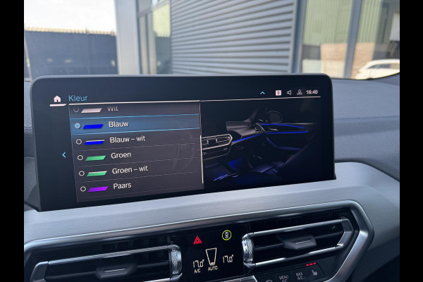 BMW X3 xDrive30e HIGH EXECUTIVE M SPORT | M-TECHNIC SPORTSTOELEN + MEMORY + LEER | ELEKTR. TREKHAAK | 360 CAMERA | HEAD-UP DISPLAY | 20 INCH | AMBI LIGHT | AERODYNAMICA-PAKKET | STOEL- + STUURVERWARMING | DEALER ONDERHOUDEN | RIJKLAAR |