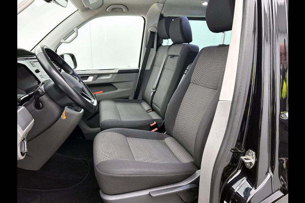 Volkswagen Transporter 2.0 TDI L2H1 Dubbele Cabine Highline Automaat Navigatie Carplay Parkeersensoren Trekhaak Adaptive Cruise control 6-zits