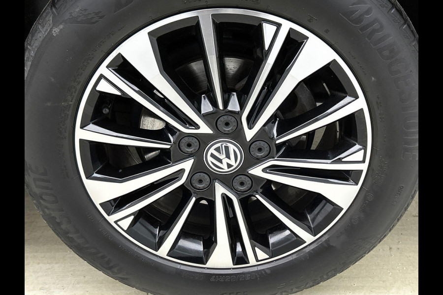 Volkswagen Transporter 2.0TDI L2H1 150PK Highline Dubbele Cabine Automaat Automaat Adaptive Cruise Control Airco Parkeersensoren Lichtmetalen velgen