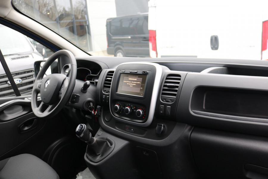 Renault Trafic 2.0 dCi 120pk L2 H1 Airco Navigatie Imperiaal