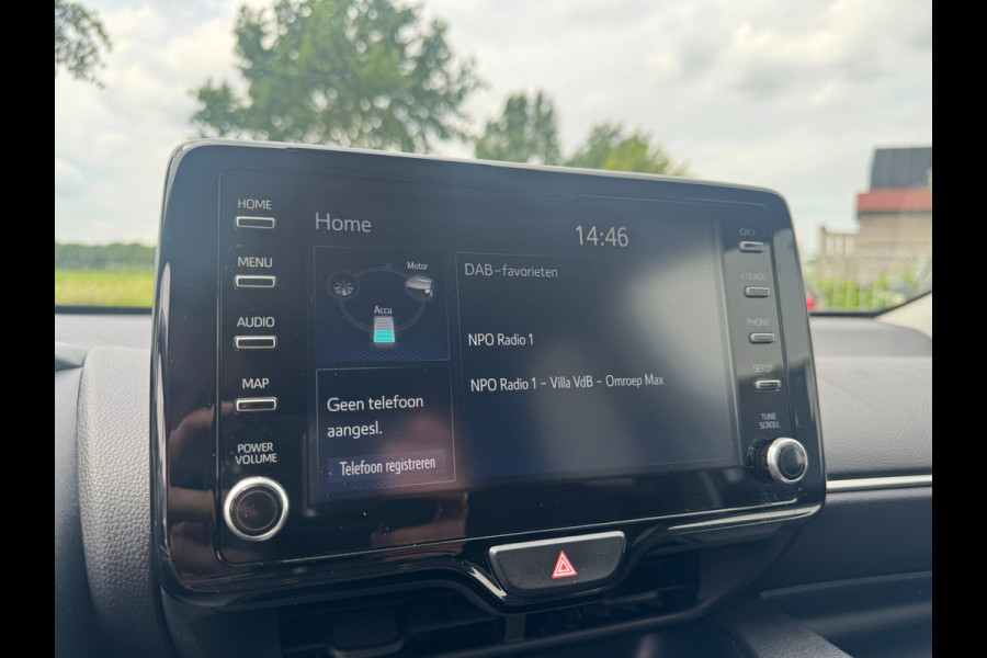 Toyota Yaris 1.5 Hybrid Dynamic CARPLAY / 4-SEIZ. BANDEN / RESERVE WIEL / STOELVERW. / CRUISE / ACHTERUITRIJCAMERA / LMV
