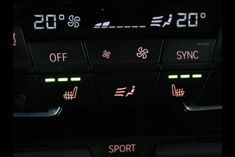BMW 2 Serie Active Tourer 225xe iPerformance Sport Line | SOH 88,1% | Panoramadak | Stoelverwarming | Harman/Kardon | Carplay | Sportstoelen | Head-Up | Camera | Navigatie | DAB | Park Assist | PHEV | Plug In
