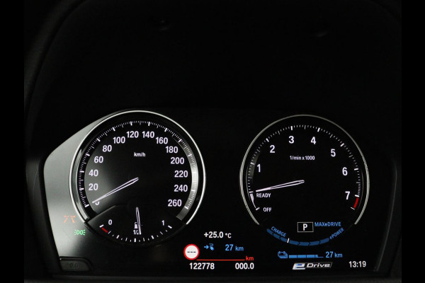 BMW 2 Serie Active Tourer 225xe iPerformance Sport Line | SOH 88,1% | Panoramadak | Stoelverwarming | Harman/Kardon | Carplay | Sportstoelen | Head-Up | Camera | Navigatie | DAB | Park Assist | PHEV | Plug In