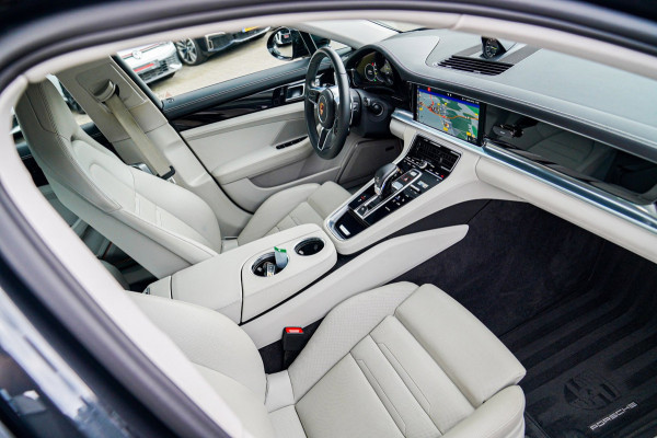 Porsche Panamera 2.9 4 E-Hybrid | Sport Chrono | Bose Surround Sound System | 21 inch | Camera | Soft close | Stoelventilatie