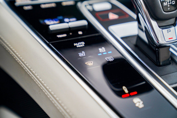 Porsche Panamera 2.9 4 E-Hybrid | Sport Chrono | Bose Surround Sound System | 21 inch | Camera | Soft close | Stoelventilatie