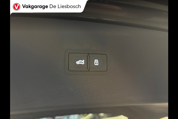 Audi Q5 50 TFSI e quattro S edition / soh 93% / 20inch / virtual cockpit / trekhaak