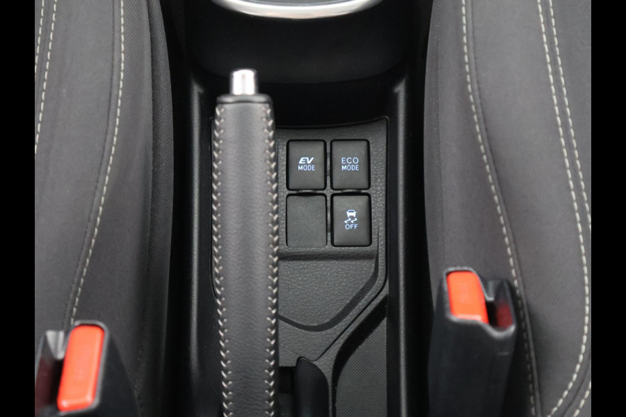 Toyota Yaris 1.5 Hybrid Active | Navigatie | Climate Control | Camera | Keyless Start