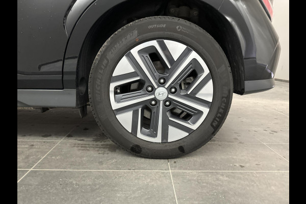 Hyundai Kona EV Comfort 39 kWh 62.000 KM | SOH 96% | Licht Metalen Velgen | WORDT VERWACHT!