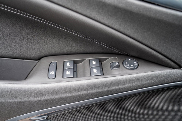 Opel Crossland 1.2 Elegance|Prijs rijklaar incl. 12 mnd garantie| Carplay Navi Camera Parkeersensoren DAB