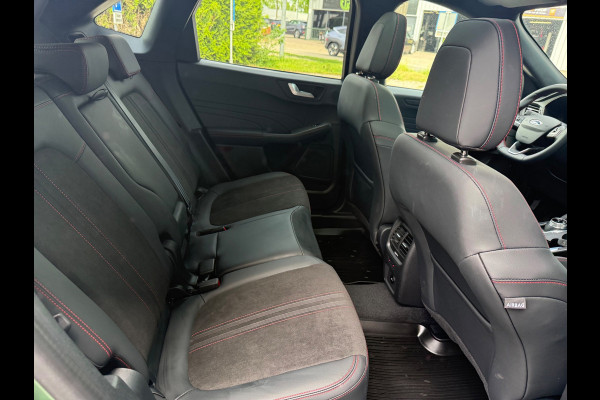 Ford Kuga 2.5 HEV ST Line X - Automaat - Panodak - Navi - Climate - Winterpack