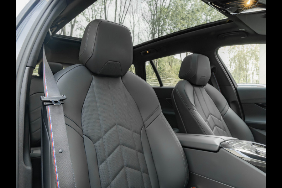 BMW 5 Serie Touring 530e M-Sport Pro - Pano - Trekhaak - ACC - Head-up - Harman Kardon