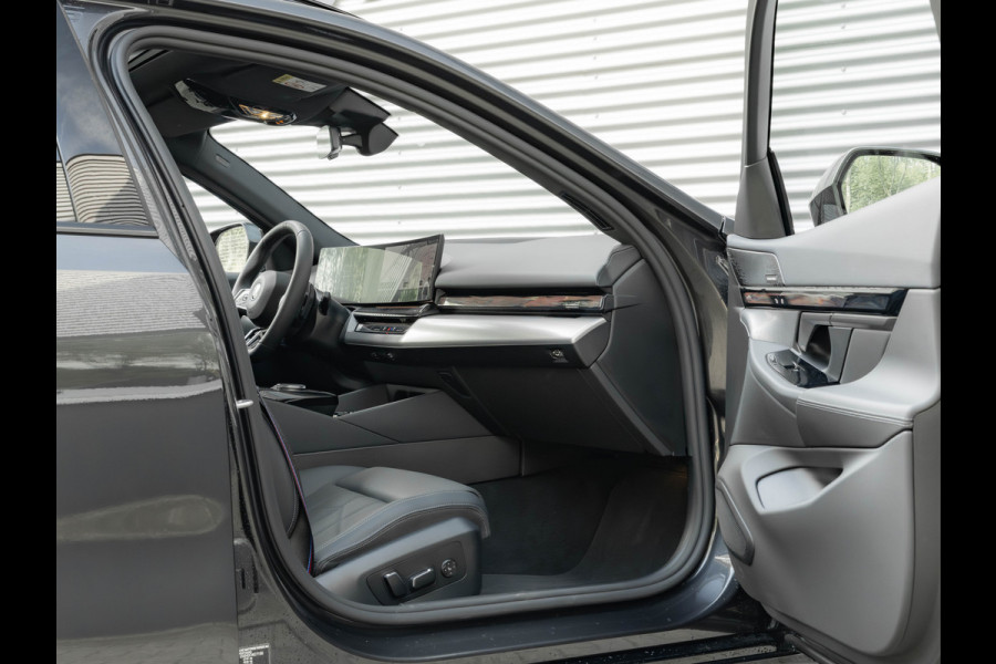 BMW 5 Serie Touring 530e M-Sport Pro - Pano - Trekhaak - ACC - Head-up - Harman Kardon
