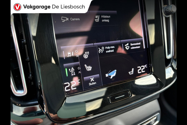 Volvo XC40 1.5 T4 Plug-in hybrid Plus Dark / Panorama-dak / Harman-Kardon / camera / stuur en stoel verwarming