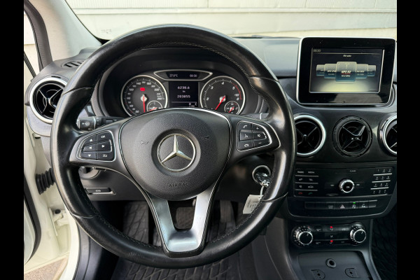 Mercedes-Benz B-Klasse 220 d / APK / AIRCO / Rijdt en schakelt goed / Inruil Mogelijk.