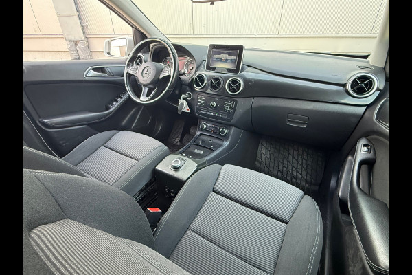 Mercedes-Benz B-Klasse 220 d / APK / AIRCO / Rijdt en schakelt goed / Inruil Mogelijk.