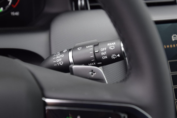 Land Rover Discovery Sport P270e PHEV Business Edition