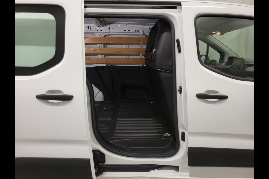 Peugeot Partner 1.2PureTech 111pk Benzine!