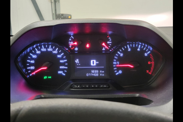 Peugeot Partner 1.2PureTech 111pk Benzine!