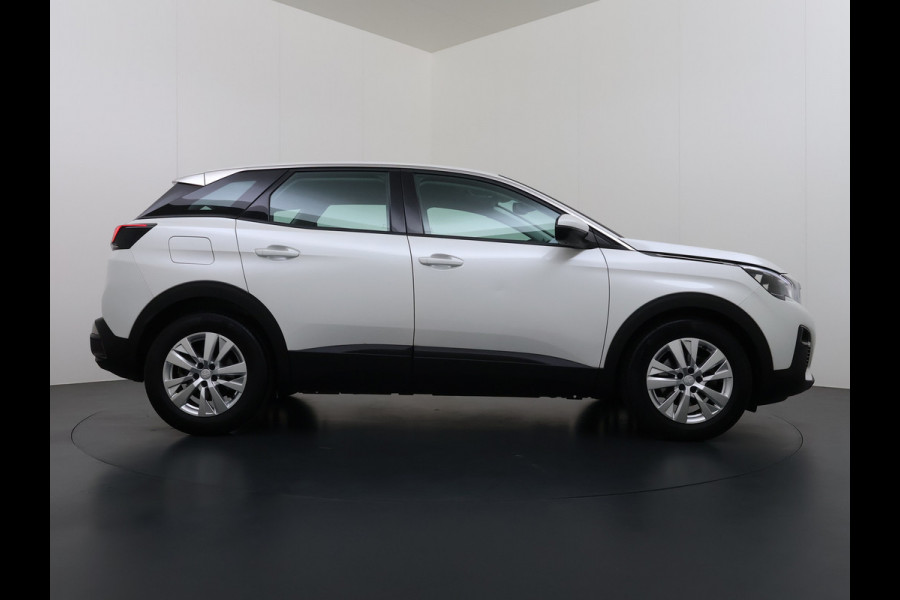 Peugeot 3008 1.2T 131PK Automaat Leder Adap.Cruise Stoelverwarming Navi Ecc Apple Carplay Android Auto Blue Executive Pdc Lmv 17" Led Isofix DAB Bluetooth Dealeronderhouden Origineel Nederlandse Auto