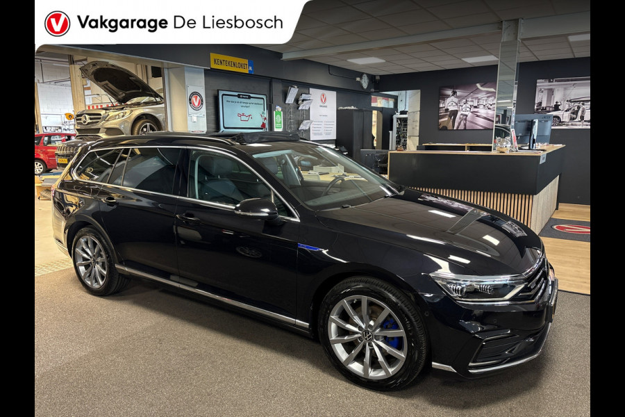 Volkswagen Passat Variant 1.4 TSI PHEV GTE Business / Leder / Pano/Soh 84 % / head-up / 360camera