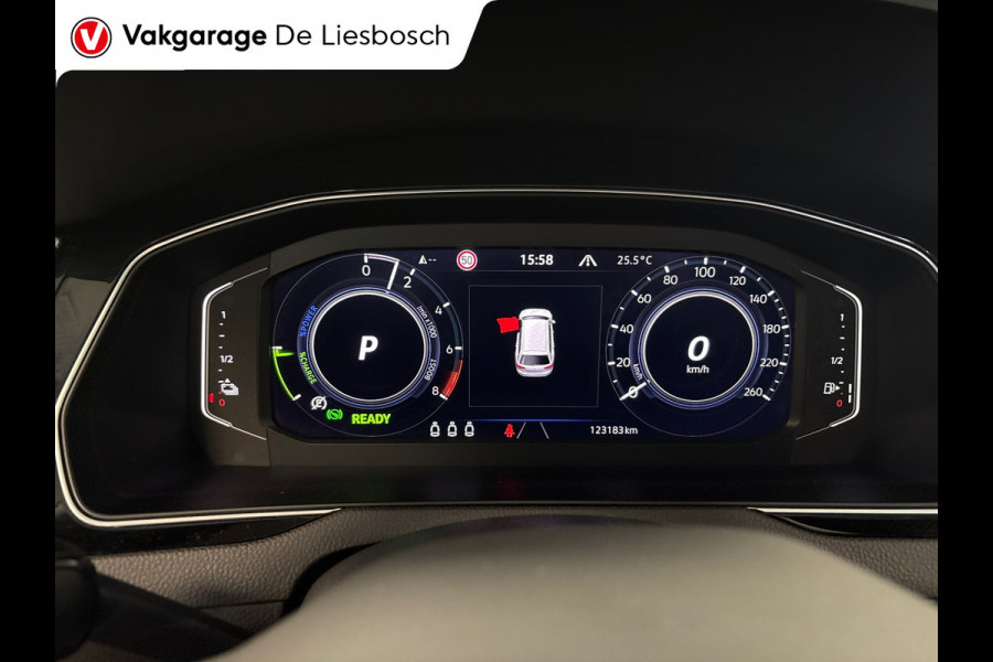 Volkswagen Passat Variant 1.4 TSI PHEV GTE Business / Leder / Pano/Soh 84 % / head-up / 360camera