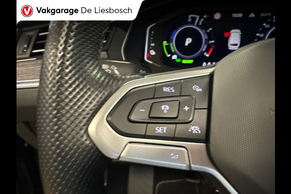 Volkswagen Passat Variant 1.4 TSI PHEV GTE Business / Leder / Pano/Soh 84 % / head-up / 360camera
