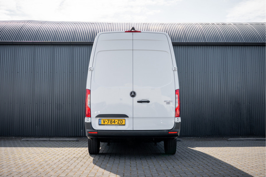 Mercedes-Benz Sprinter 311 CDI L2H2 | Volledig Ingericht | Mbux | Camera | Climatronic